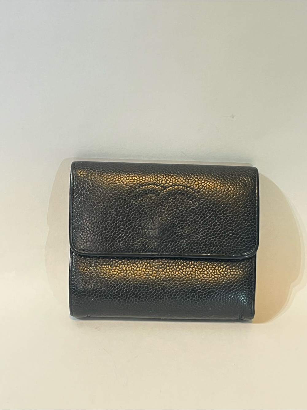 Authentic Vintage CHANEL Black Caviar Leather CC Logo Compact Bifold Wallet GHW